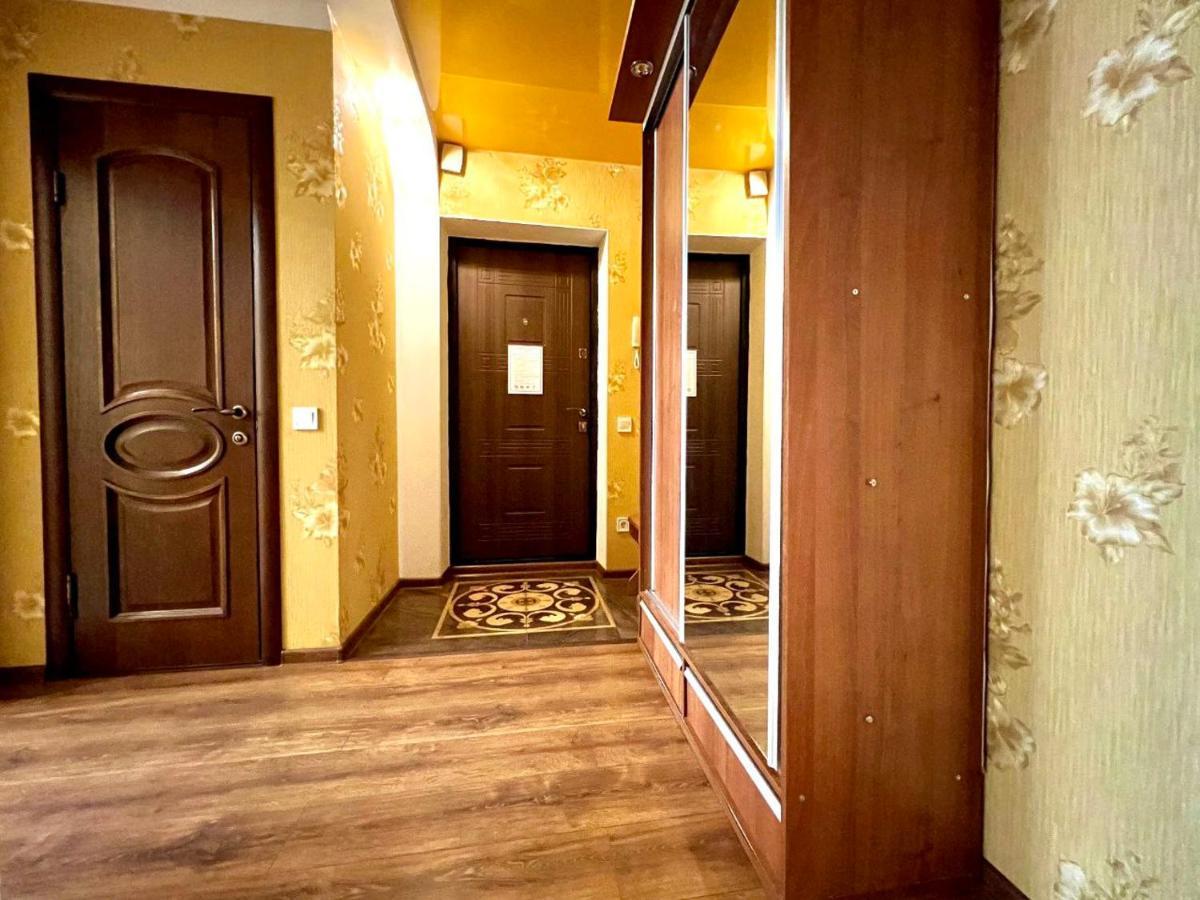 ApartPoltava ДВОКІМНАТНІ апартаменти в центрі Полтави Екстер'єр фото