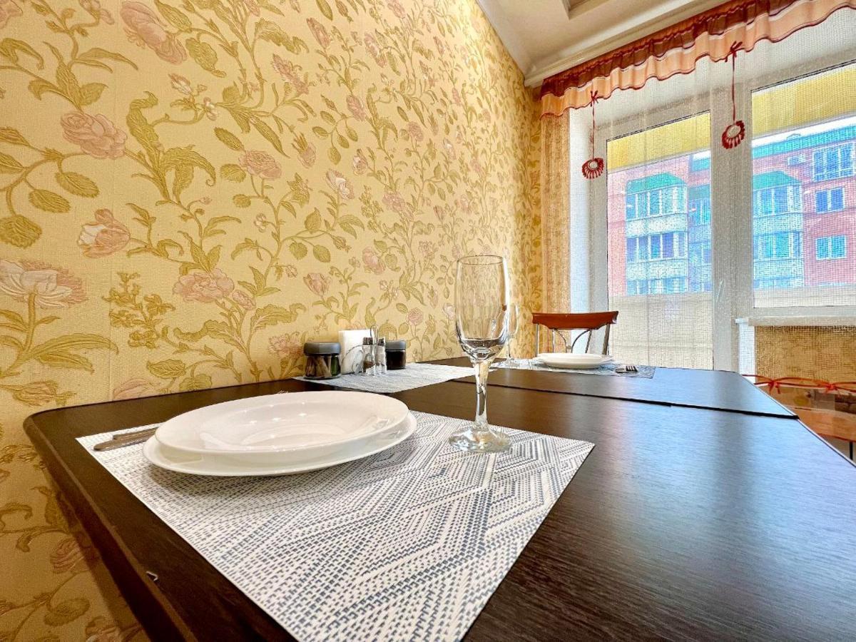 ApartPoltava ДВОКІМНАТНІ апартаменти в центрі Полтави Екстер'єр фото